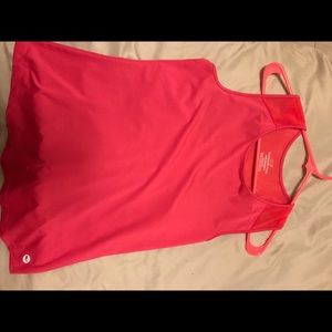 vineyard vines work out tank top